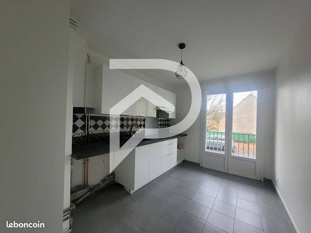 Appartement a louer persan - 4 pièce(s) - 74 m2 - Surfyn
