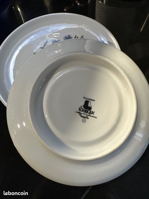 Lot de 2 sous tasses Philippe Deshoulieres en porcelaine (image 4)