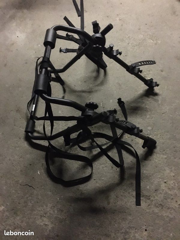 Vends porte vélo pour voiture type Clio (image 1)