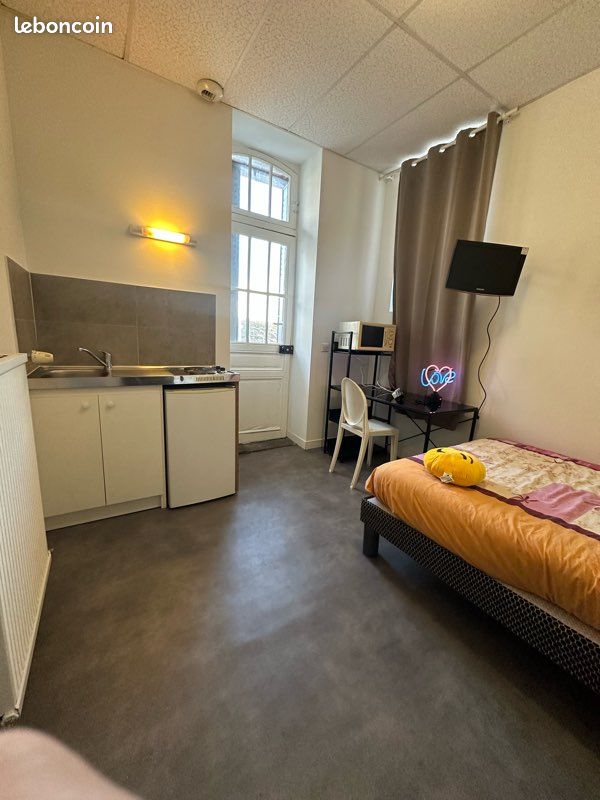 Appartement 1 pièce 18 m² · à Tarbes · 18 m² · 400 €