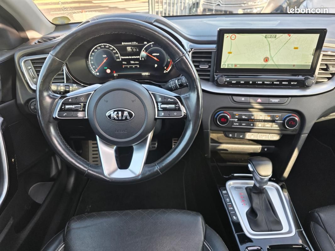 Kia Xceed MY21 1.6 CRDi 136 ch MHEV DCT7 Premium (image 29)