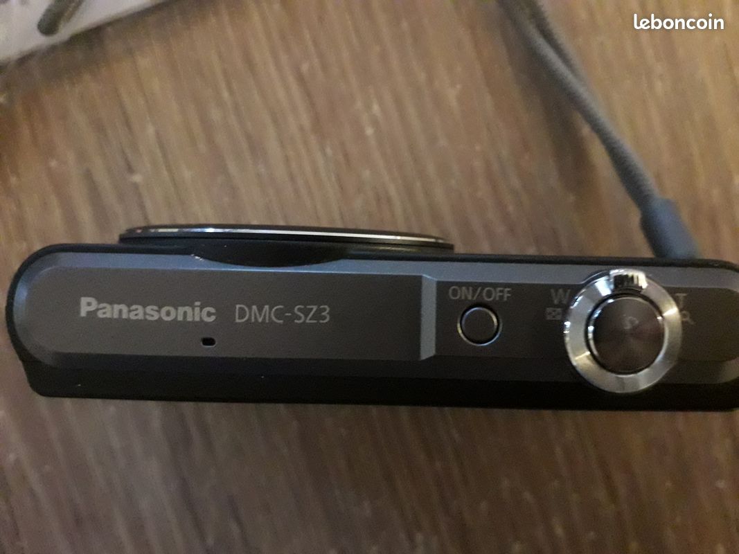 Appareil Compact Numérique PANASONIC DMC-SZ10  Noir  16Mpx - Zoom 12x 24 288mm Ecran 64cm Orientable A 180 Wifi