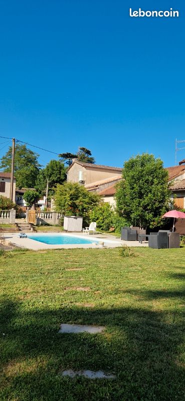 Maison 5 pièces 128 m² · à Virazeil · 128 m² · 200 000 €
