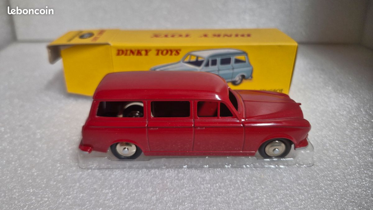 Voiture Miniature DINKY TOYS - Peugeot 403 Familiale Rouge - 1:43 - Neuf Atlas Réf.24F