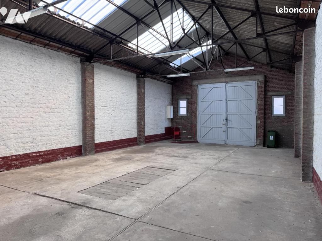 Garage CALAIS · 102 510 €