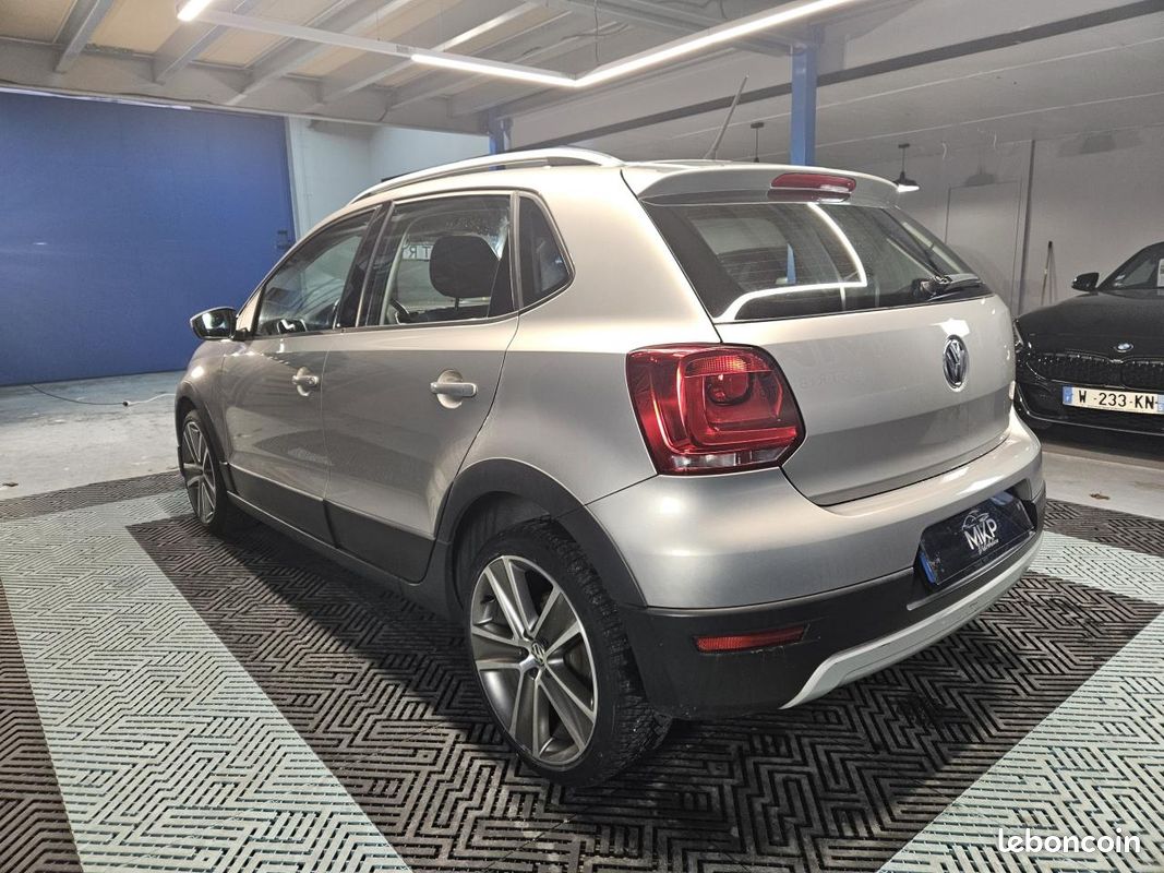 VOLKSWAGEN POLO 1.2 70 Cross BVM (image 3)