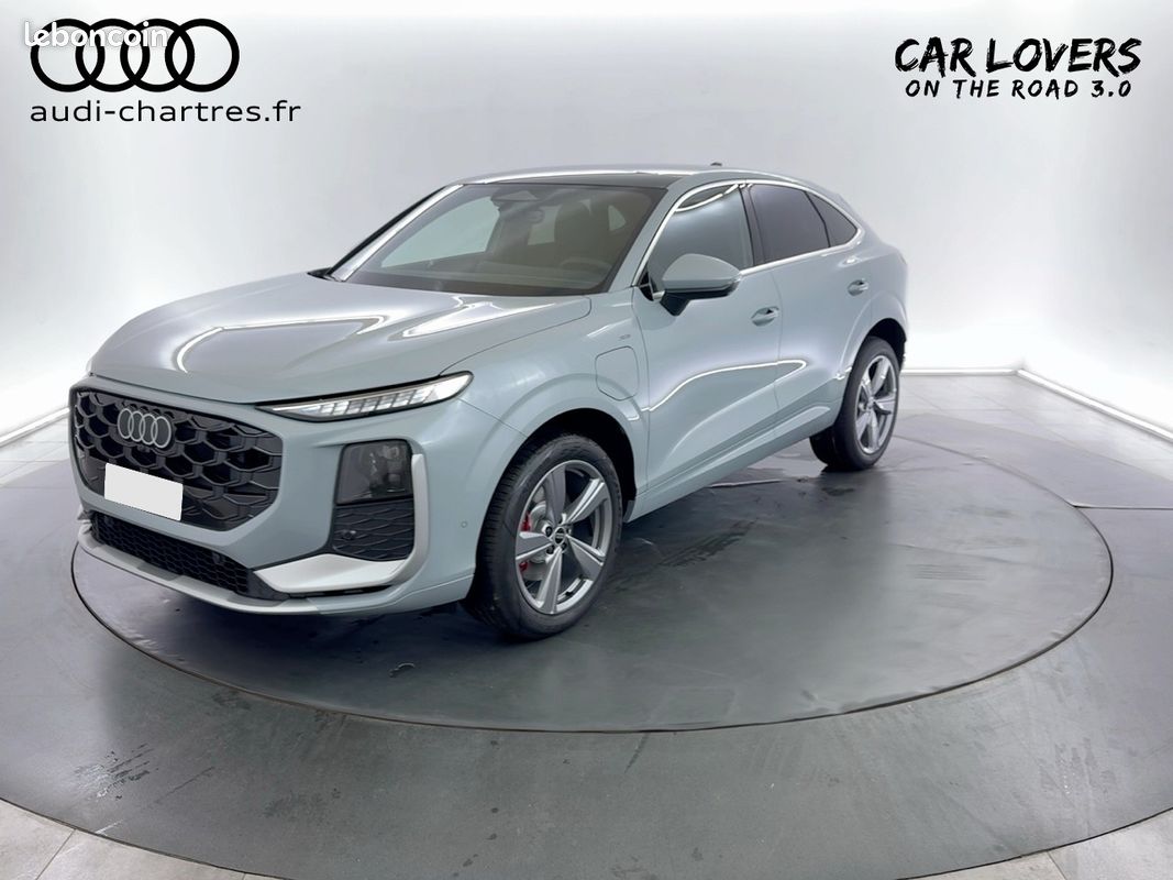 AUDI Q3 Sportback e-hybrid 272 ch S tronic 6 S line (image 1)