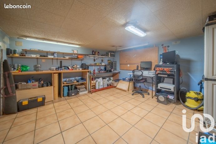 https://img.leboncoin.fr/api/v1/lbcpb1/images/41/c3/db/41c3dbbd7b6ab2093a31d583fea9b2f0799ff76d.jpg?rule=ad-image