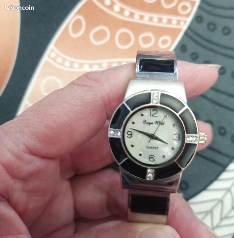 Montre cadran rond fond nacre vintage bracelet métal sur ressort très bon état (image 6)