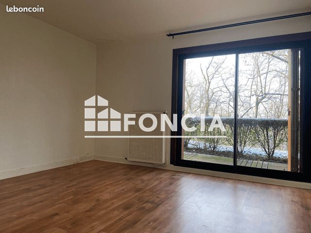 Appartement 1 pièce 29 m² · à Gien · 29 m² · 330 €