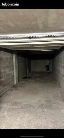 Garage à louer – 23 m² – Résidence sécurisée