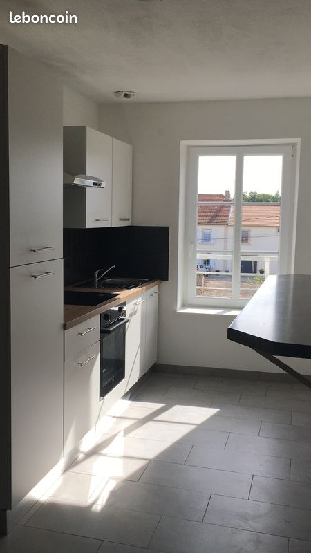 Appartement 3 pièces 85 m² · à Breistroff-la-Grande · 85 m² · 950 €/mois