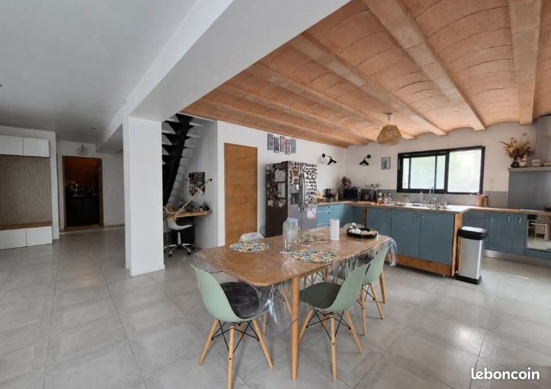 Maison 4 pièces 95 m² · à Saint-Martin-en-Haut · 95 m² · 1 200 €/mois