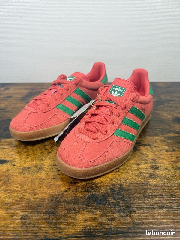 adidas gazelle silver green womens Adidas Gazelle Indoor Collegiate Green Lucid Pink  Offsneakz