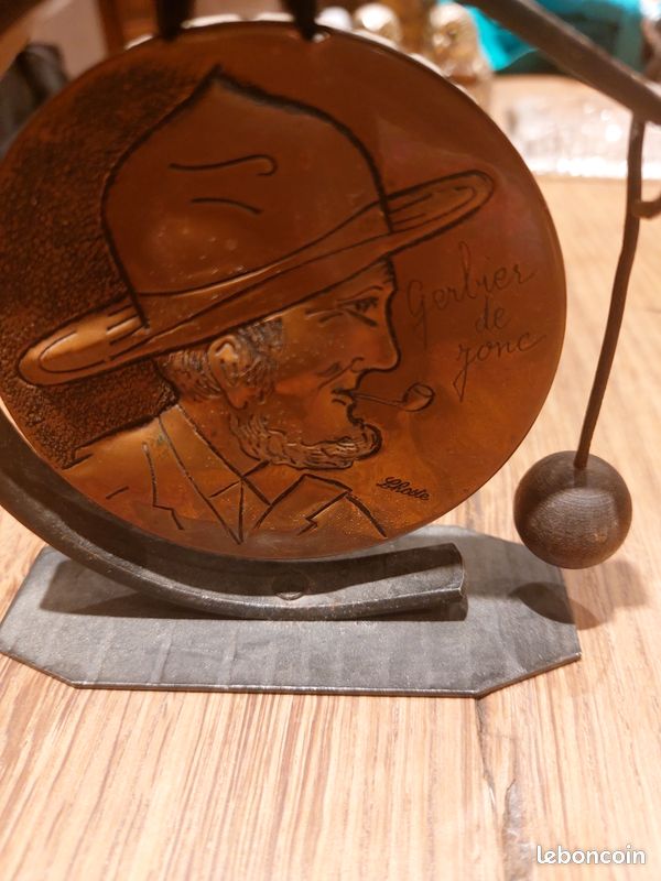 Gong collection (image 2)