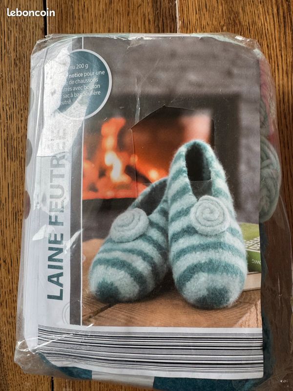 Kit laine feutrée pour chaussons ou sac Loisirs créatifs