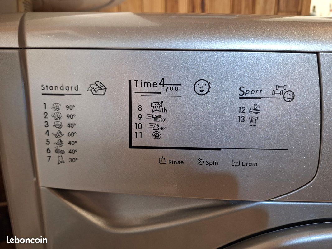 Lave-linge/ Machine à laver hublot Indesit de couleur Silver/argent 7 KGS (image 5)