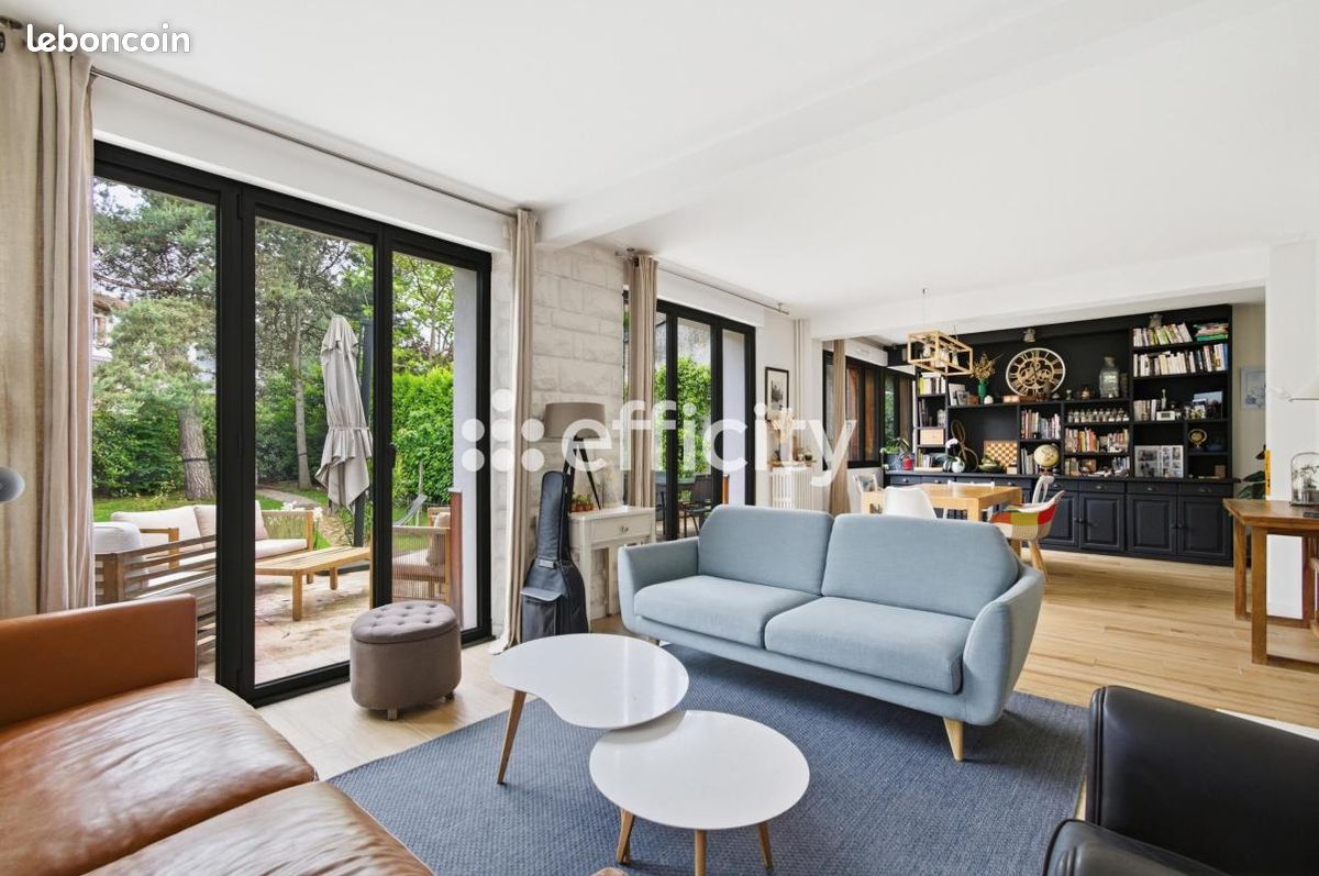 Maison 7 pièces 151 m² · à La Celle-Saint-Cloud · 151 m² · 930 000 €