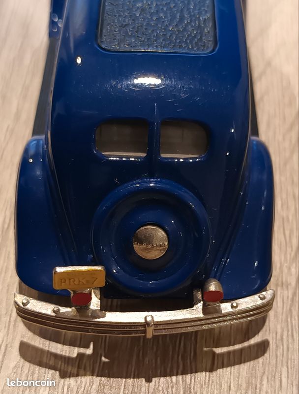 Chrysler Airflow 4door Sedan 1934 N°7 Brooklin (1/43