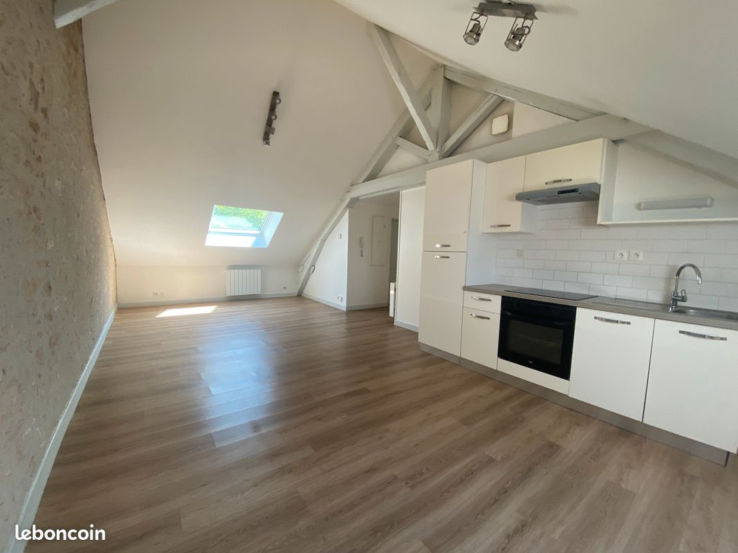 Appartement 3 pièces 70 m² · à Poitiers · 70 m² · 710 €