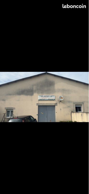 4 pièces 320 m² · à Burgnac · 320 m² · 64 000 €