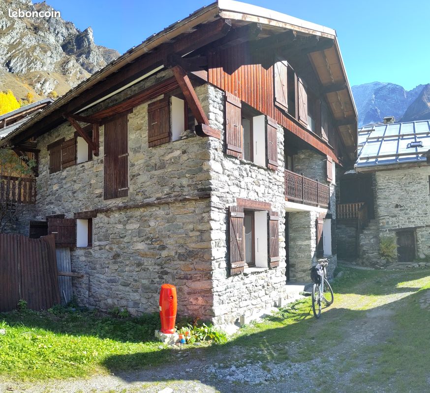 Maison 9 pièces 160 m² · à Champagny-en-Vanoise · 160 m² · 350 000 €