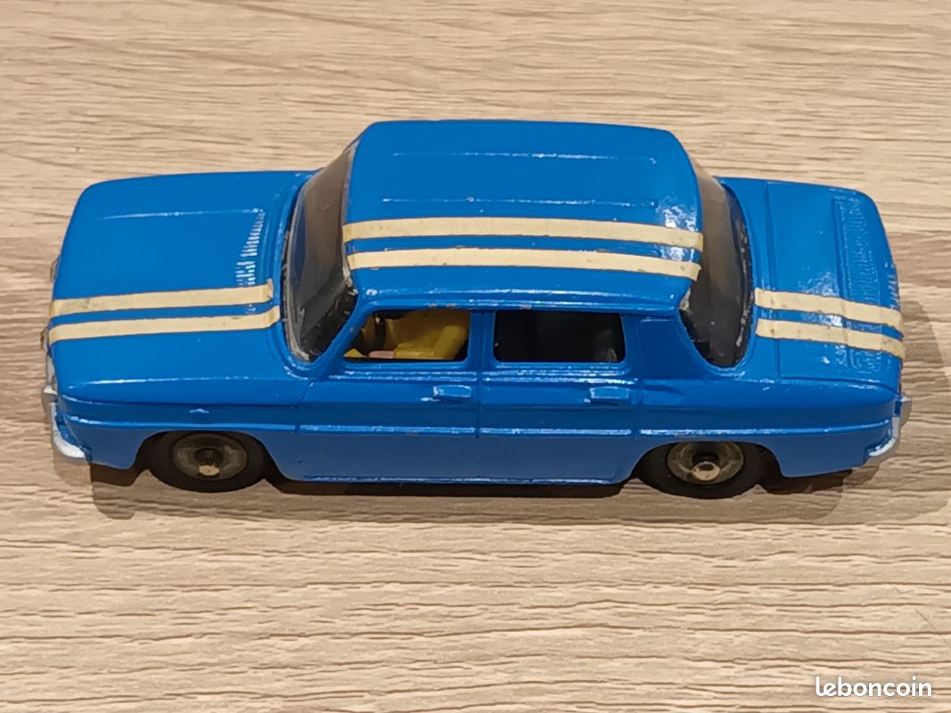 RENAULT 8 BOÎTE Vide Dinky Toys Ancienne "517" Made in France EUR 55,00