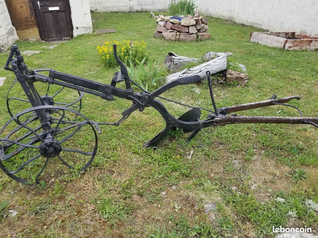 Charrue (image 1)