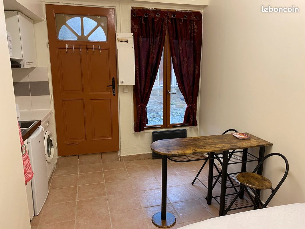 Appartement 1 pièce 14 m² · à Paris · 14 m² · 730 €/mois