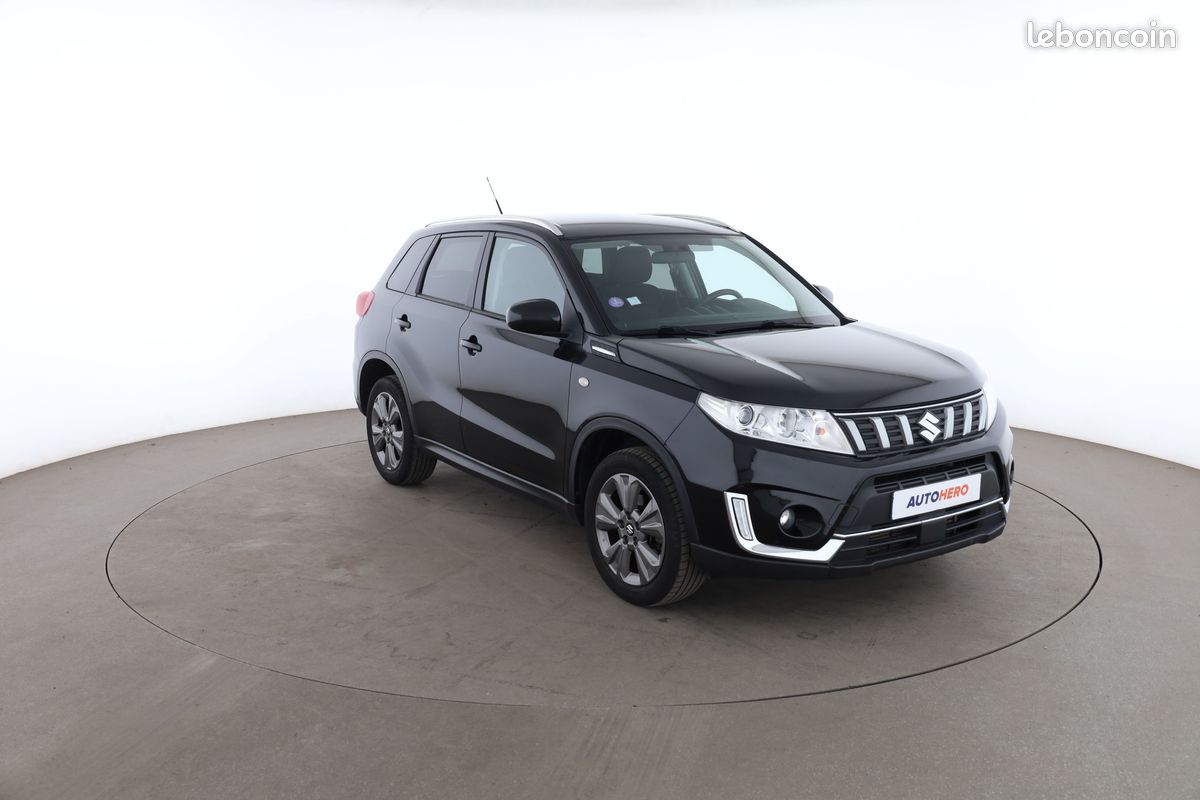 Suzuki Vitara 1.0 BoosterJet Privilege 111 ch (image 4)