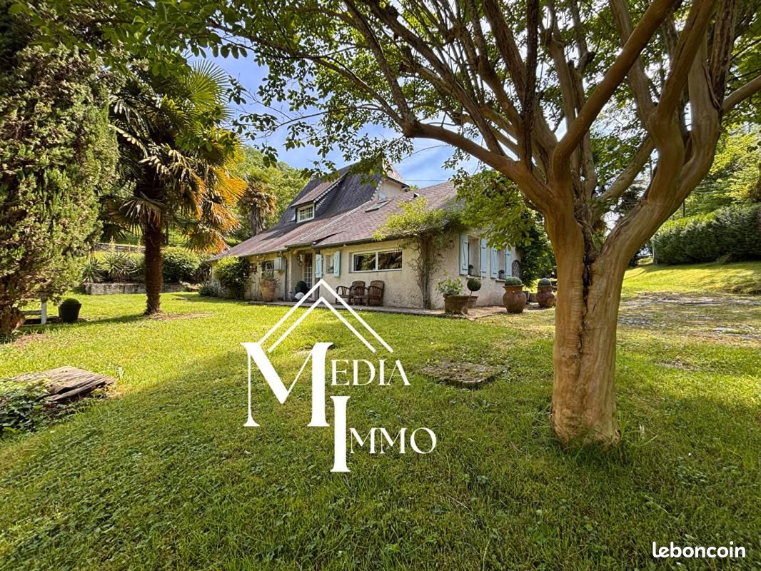 Maison 5 pièces 140 m² · à Gan · 140 m² · 329 800 €