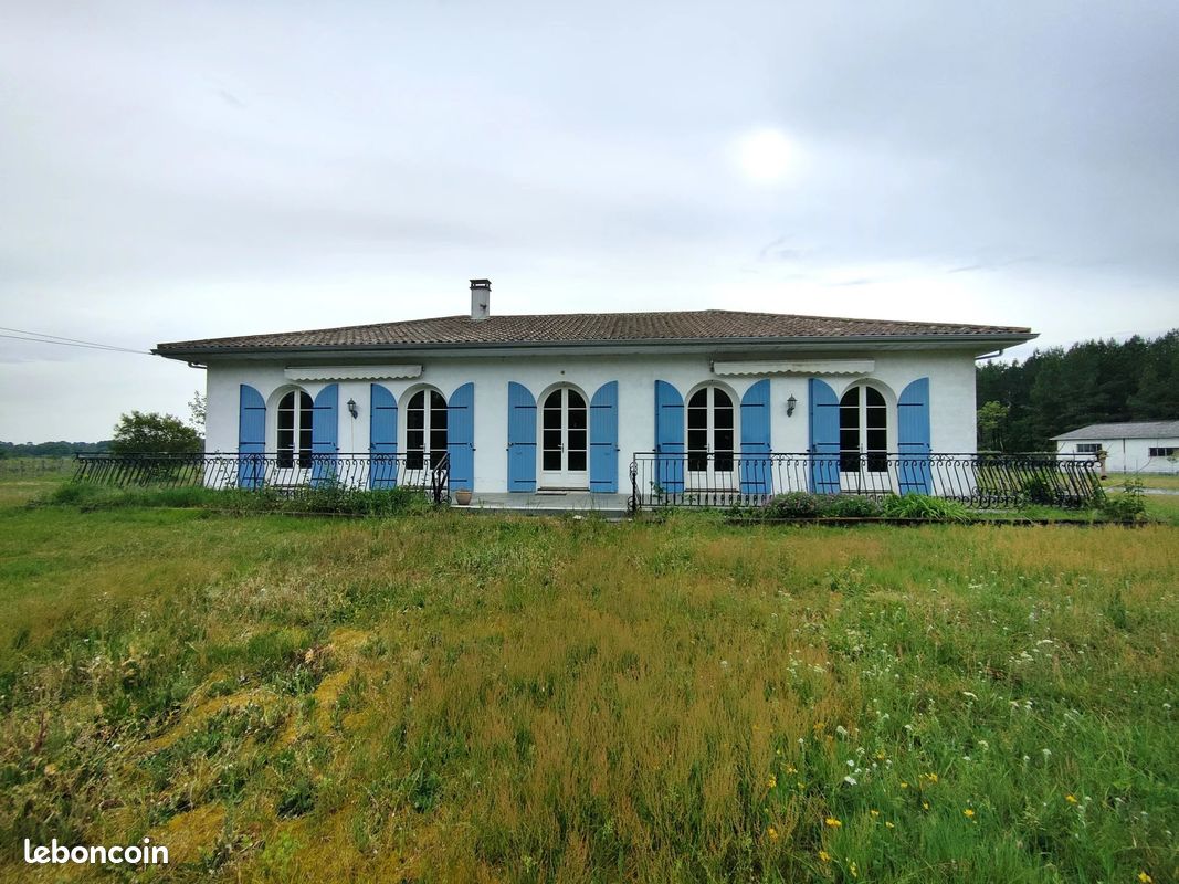 Maison 5 pièces 260 m² · à Saint-Morillon · 260 m² · 430 000 €
