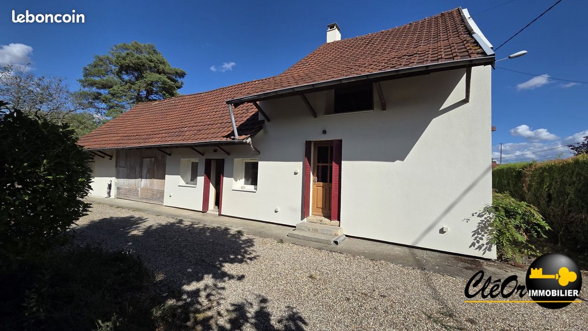 Maison 4 pièces 80 m² · à Pierre-de-Bresse · 80 m² · 750 €/mois