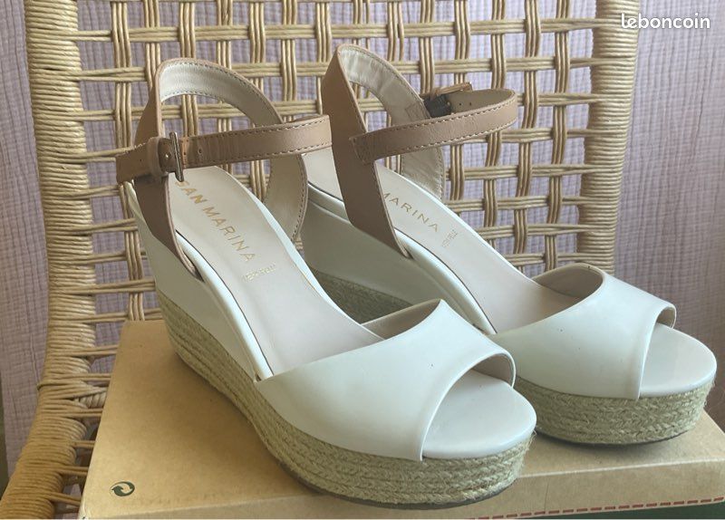 Chaussures talon compensé en corde San Marina blanc quasi neuve (image 1)
