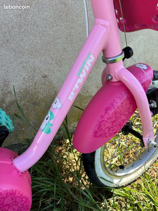 Décorations Vélo Enfant Licorne - Panier Avant + Cloche + Banderoles - Cadeau Fille