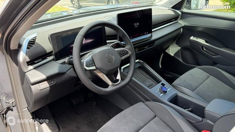 Volkswagen T-Roc 1.5 eTSI 150ch Style DSG7 (image 12)