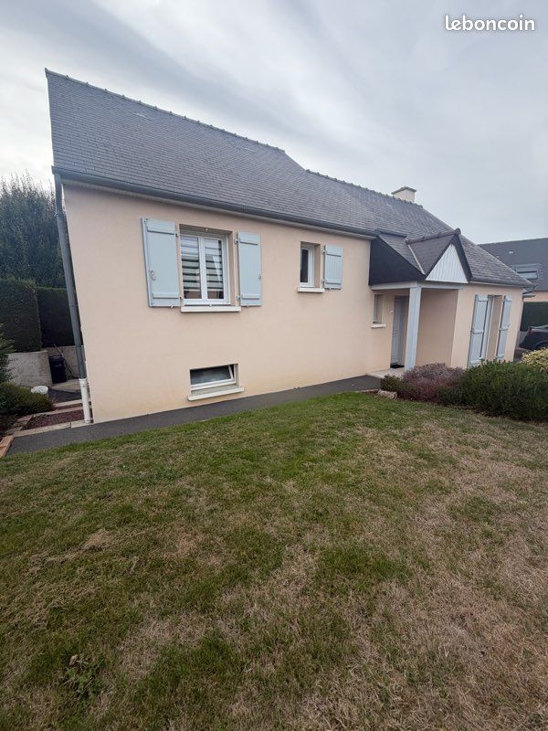 Maison 5 pièces 115 m² · à Javené · 115 m² · 255 000 €