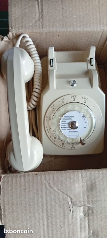 Téléphone Vintage Socotel S63 Ivoire – NEUF – France