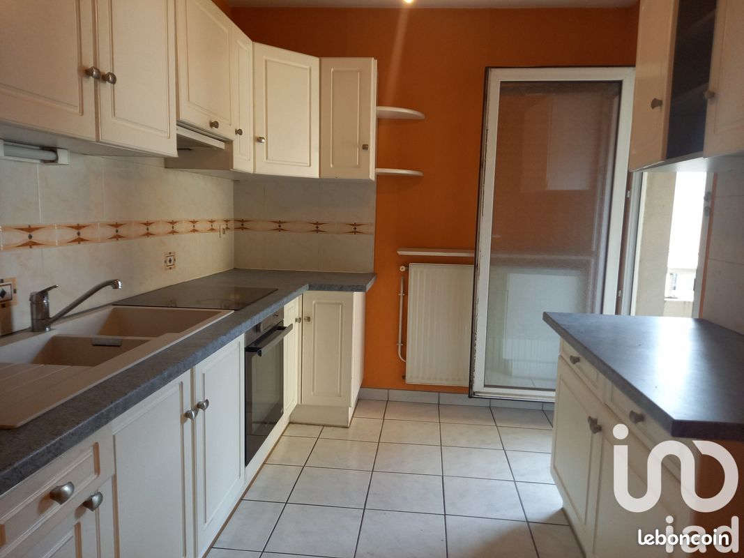 Appartement 2 pièces 52 m² - Pau 64000 (image principale 2)
