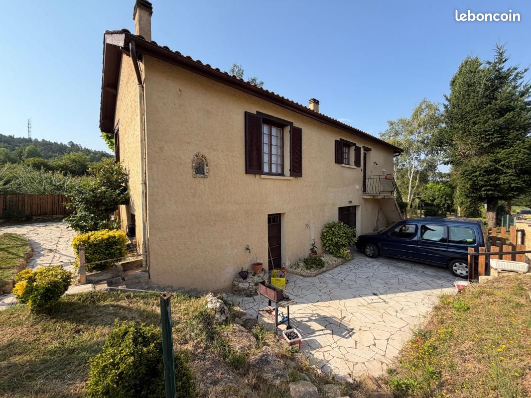 Maison 4 pièces 95 m² · au Bugue · 95 m² · 199 000 €