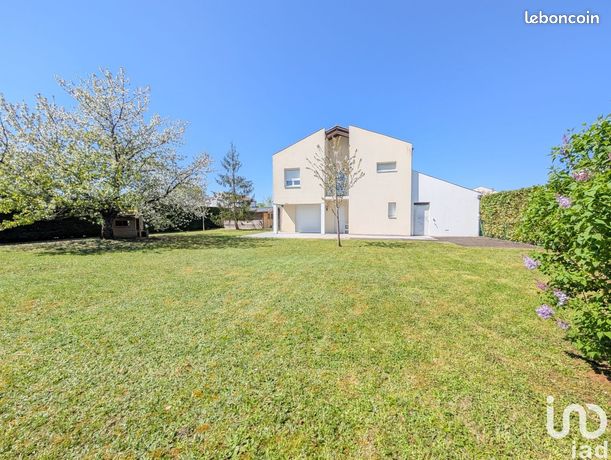 Maison 7 pièces 141 m²