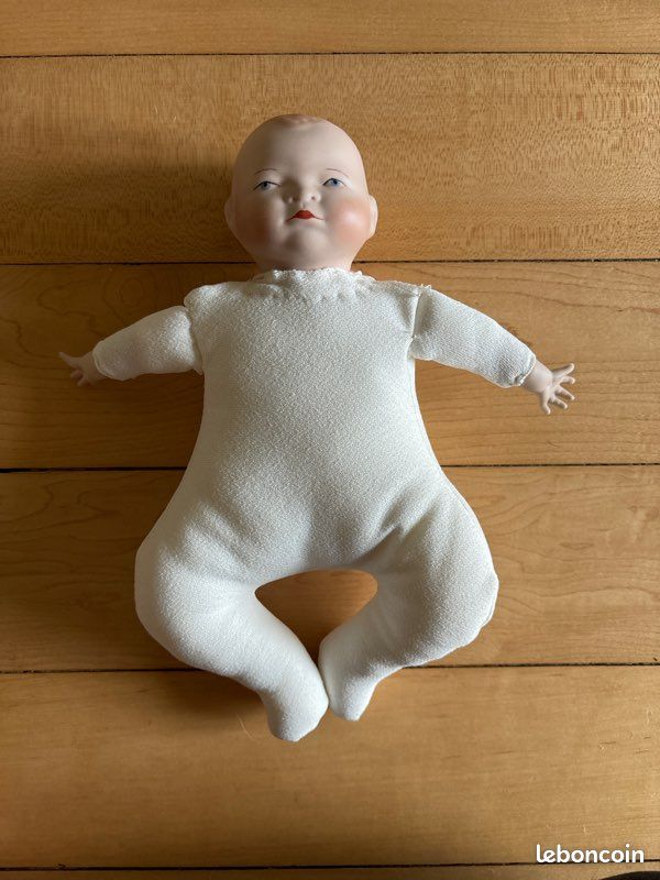Ancien Poupée En Couple Petit Colin Dans Son Sabot En Porcelaine