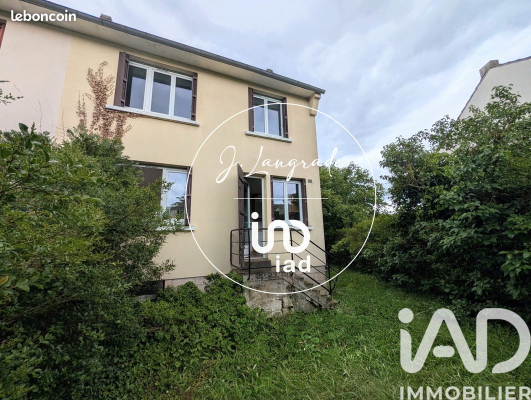 Maison 4 pièces 82 m² · à Auvers-sur-Oise · 82 m² · 277 000 €