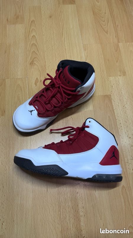 Nike air Jordan taille 38 Chaussures