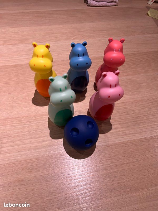 Oxybul – Quilles Souples Axel – 5 Quilles + 1 Balle – 15 Cm – Dès 12 Mois – Jeu De Bowling Intérieur/Extérieur