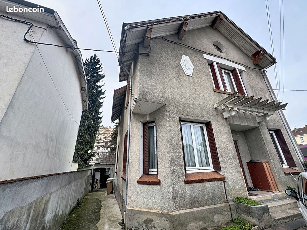 Maison 5 pièces 108 m² · à Bourgoin-Jallieu · 108 m² · 259 000 €