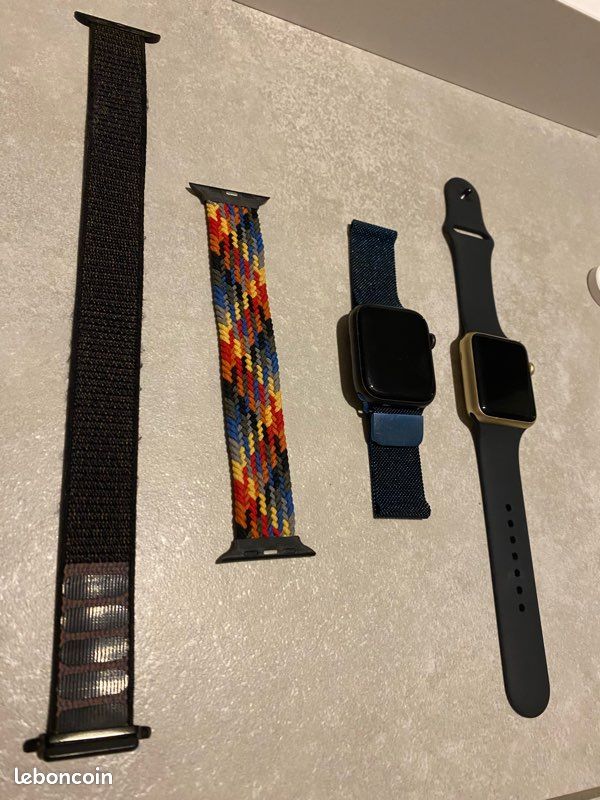 Lot de 2 Apple Watch (Série 5 et Série 1) + Accessoires (image 3)