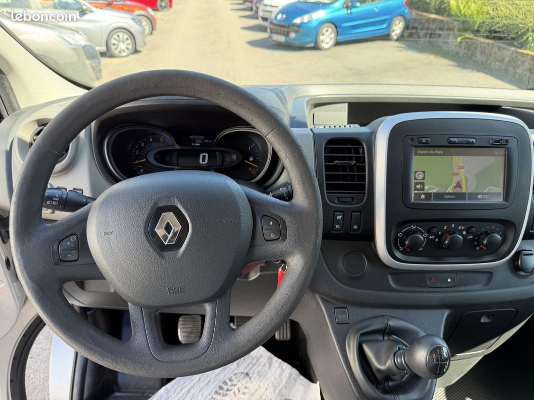 Renault TRAFIC III COMBI L1 1.6 DCI 120CH ENERGY ZEN (image 13)