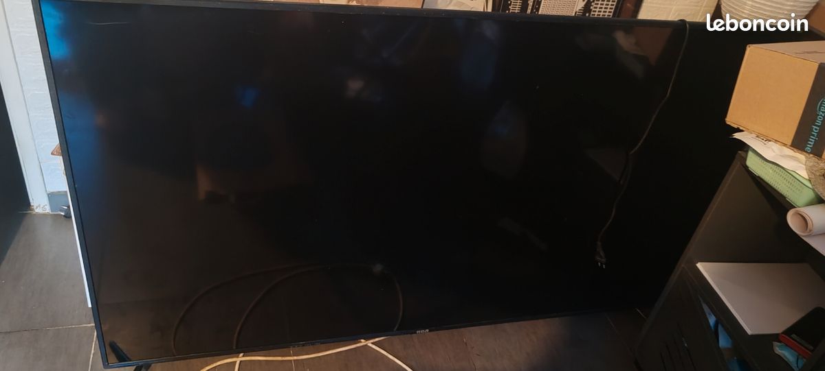 Tv 65 Pouces pour réparation ou pièces détachées (image 1)