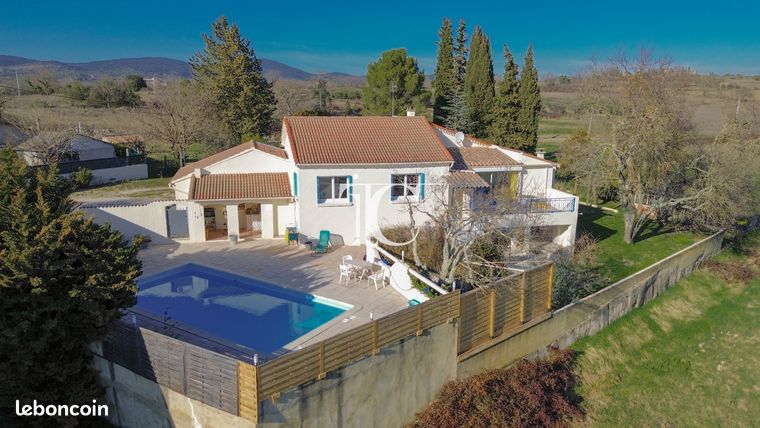 Villa 4 pièces 132 m²
